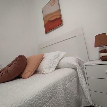 Apartamento En Toledo Ideal Para Visitas A Puy Du Fou Екстер'єр фото