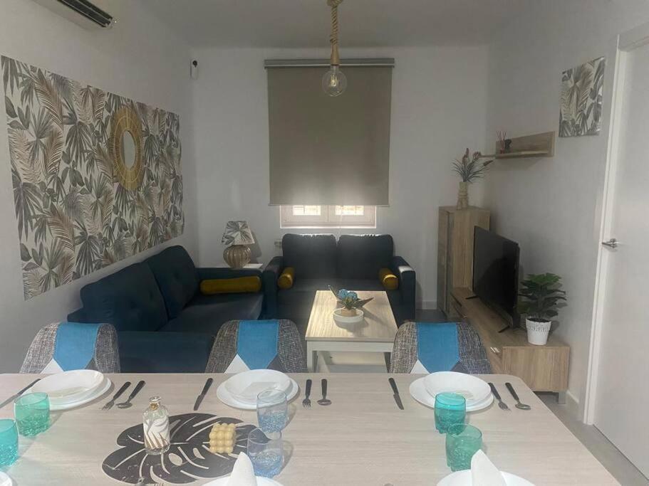 Apartamento En Toledo Ideal Para Visitas A Puy Du Fou Екстер'єр фото