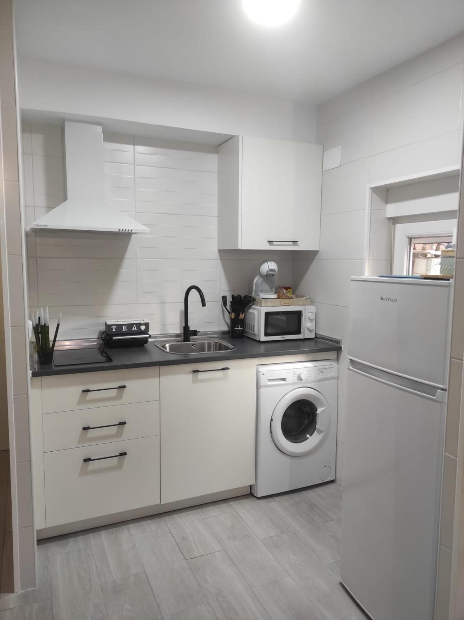 Apartamento En Toledo Ideal Para Visitas A Puy Du Fou Екстер'єр фото